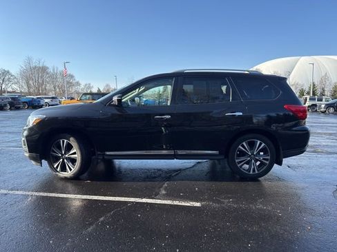 Used 2019 Nissan Pathfinder Platinum image 8