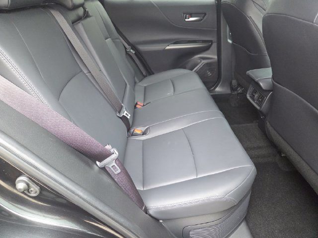 Used 2023 Toyota Venza XLE AWD/4WD image 8