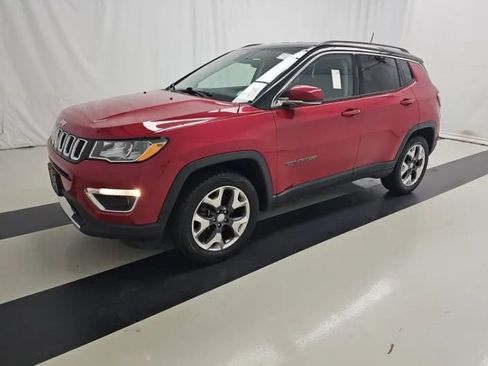 Used 2018 Jeep Compass Limited w/ Navigation Group AWD/4WD image 3