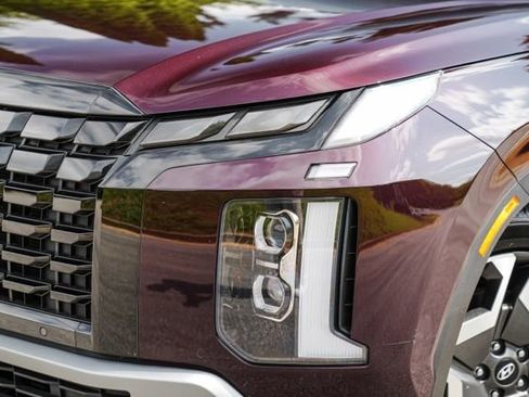 Used 2023 Hyundai Palisade Limited FWD image 4