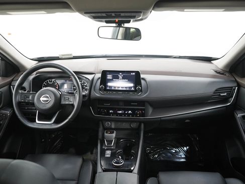 Used 2023 Nissan Rogue SV w/ SV Premium B Package AWD/4WD image 13