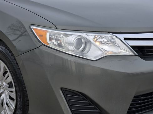 Used 2012 Toyota Camry LE image 8