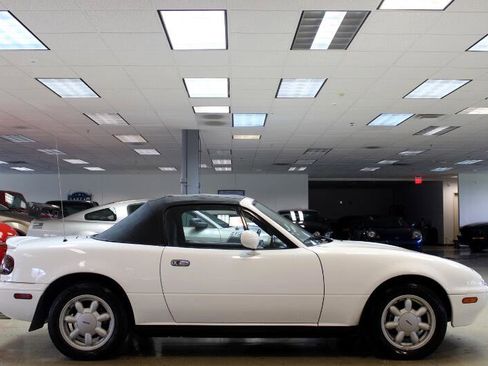 Used 1990 MAZDA MX-5 Miata image 8