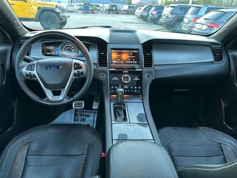 Used 2013 Ford Taurus SHO image 20
