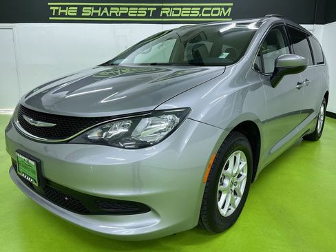 Used 2021 Chrysler Voyager Lxi image 5