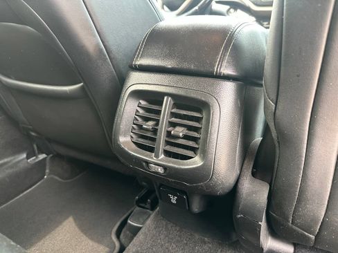 Used 2015 Jeep Cherokee Limited AWD/4WD image 24