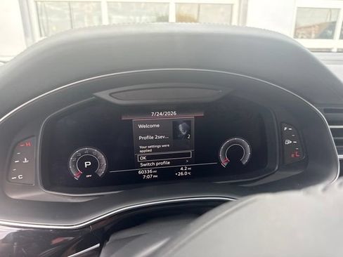 Used 2019 Audi Q8 Prestige w/ Towing Package AWD/4WD image 22
