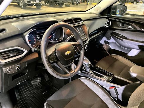 Used 2021 Chevrolet TrailBlazer LS image 8