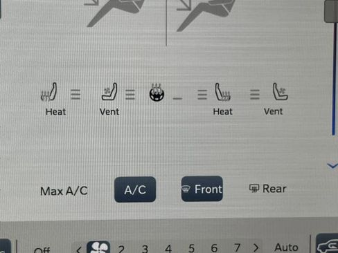 Used 2023 RAM 1500 Laramie image 8