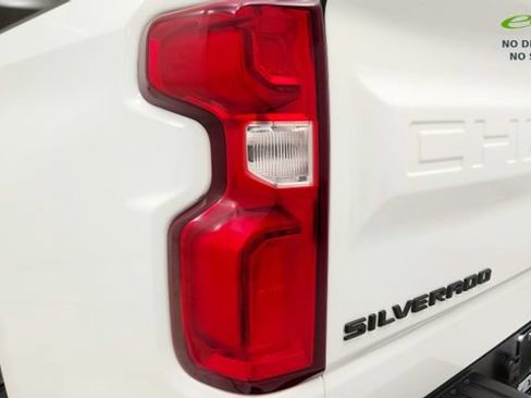 Used 2019 Chevrolet Silverado 1500 RST AWD/4WD image 27