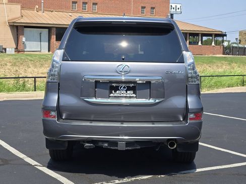 Used 2018 Lexus GX 460 Premium AWD/4WD image 6