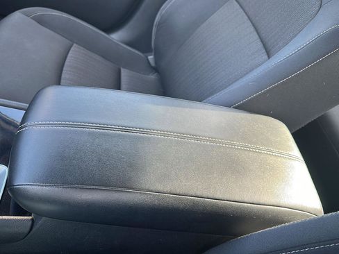 Used 2024 Nissan Altima 2.5 SV image 19