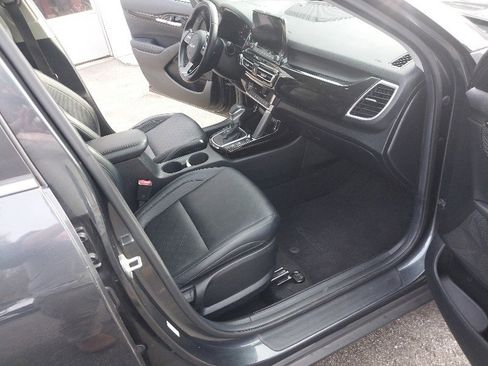 Used 2022 Kia Seltos EX image 18