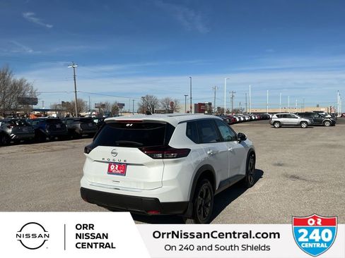 New 2026 Nissan Rogue SV FWD image 5