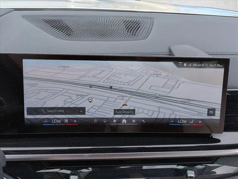 Used 2025 BMW X7 xDrive40i w/ M Sport Package image 13