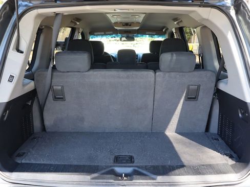 Used 2015 Nissan Armada SV image 14