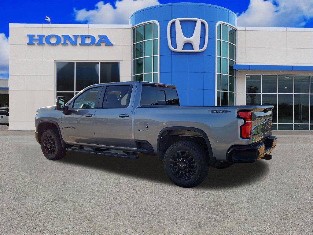Used 2025 Chevrolet Silverado 2500 LT w/ Trail Boss Package AWD/4WD image 13