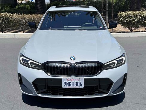 Used 2024 BMW 330i Sedan w/ M Sport Package RWD image 11