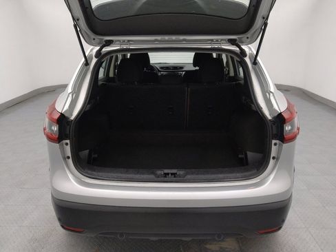 Used 2021 Nissan Rogue Sport S image 29