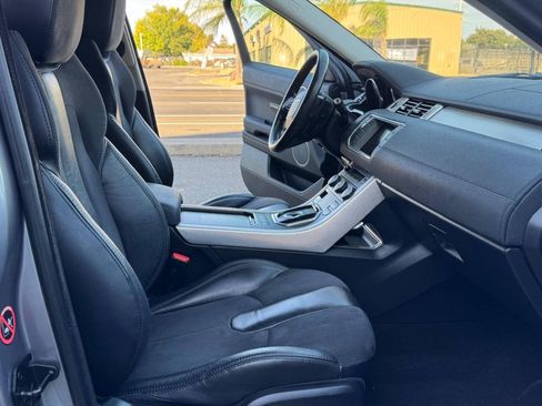 Used 2013 Land Rover Range Rover Evoque Pure w/ Climate Comfort Pkg AWD/4WD image 11
