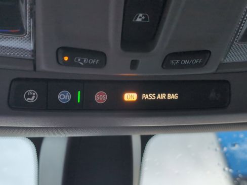 Used 2022 Chevrolet Silverado 1500 LT w/ Texas Edition Plus image 13