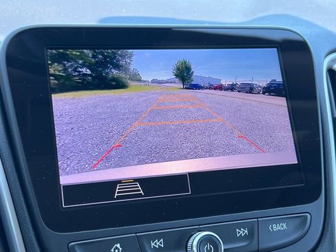 Used 2023 Chevrolet Malibu LS image 24