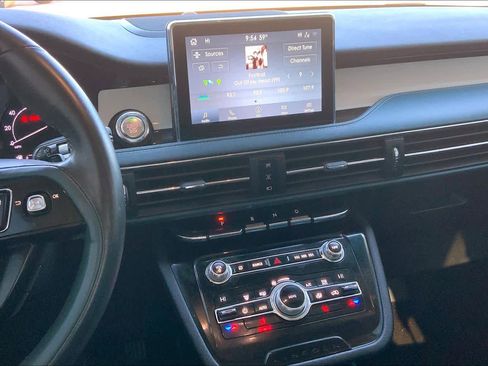 Used 2020 Lincoln Corsair Reserve w/ Beyond Blue Interior Package image 8