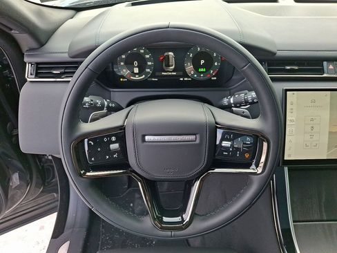 New 2026 Land Rover Range Rover Velar Dynamic SE image 10