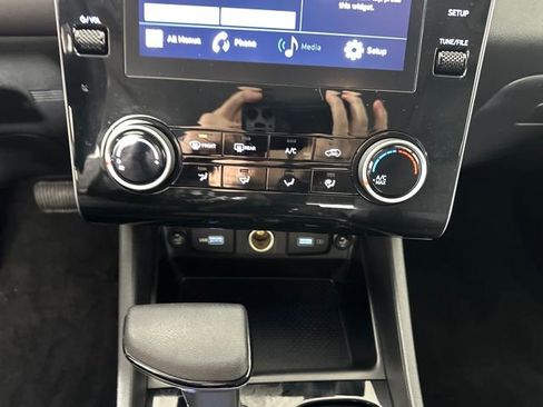 Certified 2024 Hyundai Tucson SE image 23