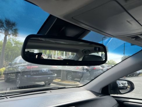 Used 2017 Toyota Avalon XLE Premium w/ Protection Package FWD image 27