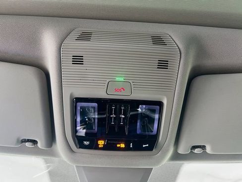 Used 2026 Volkswagen Atlas Peak Edition AWD/4WD image 20