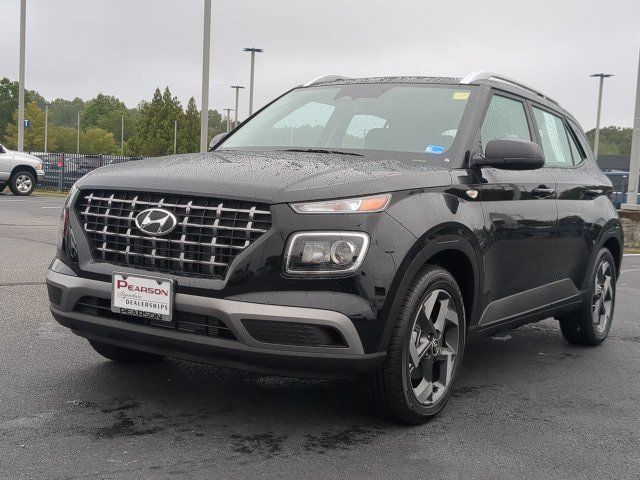 Used 2026 Hyundai Venue SEL FWD image 7
