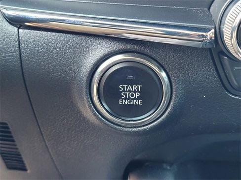 Used 2022 MAZDA MAZDA3 s image 20