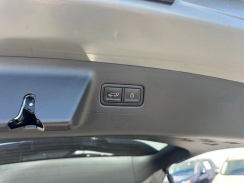 Used 2025 Hyundai Santa Fe SEL image 23