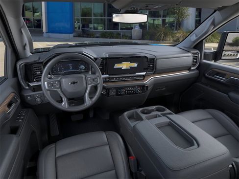New 2026 Chevrolet Silverado 2500 LT w/ Trail Boss Package image 15