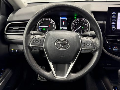 Used 2022 Toyota Camry LE FWD image 16