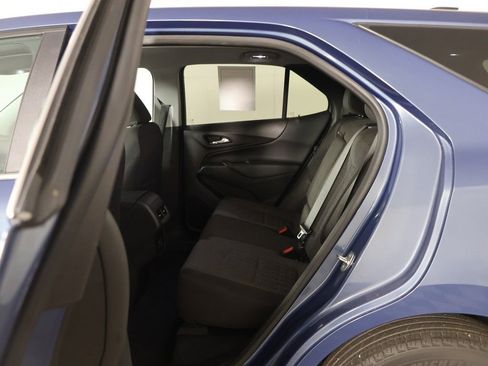 Used 2024 Chevrolet Equinox LT w/ LPO, Floor Liner Package FWD image 29