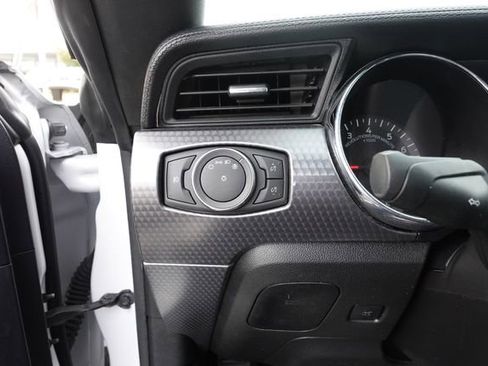 Used 2017 Ford Mustang Premium w/ Ecoboost Performance Package image 19