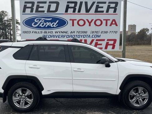 Used 2025 Toyota RAV4 LE image 1