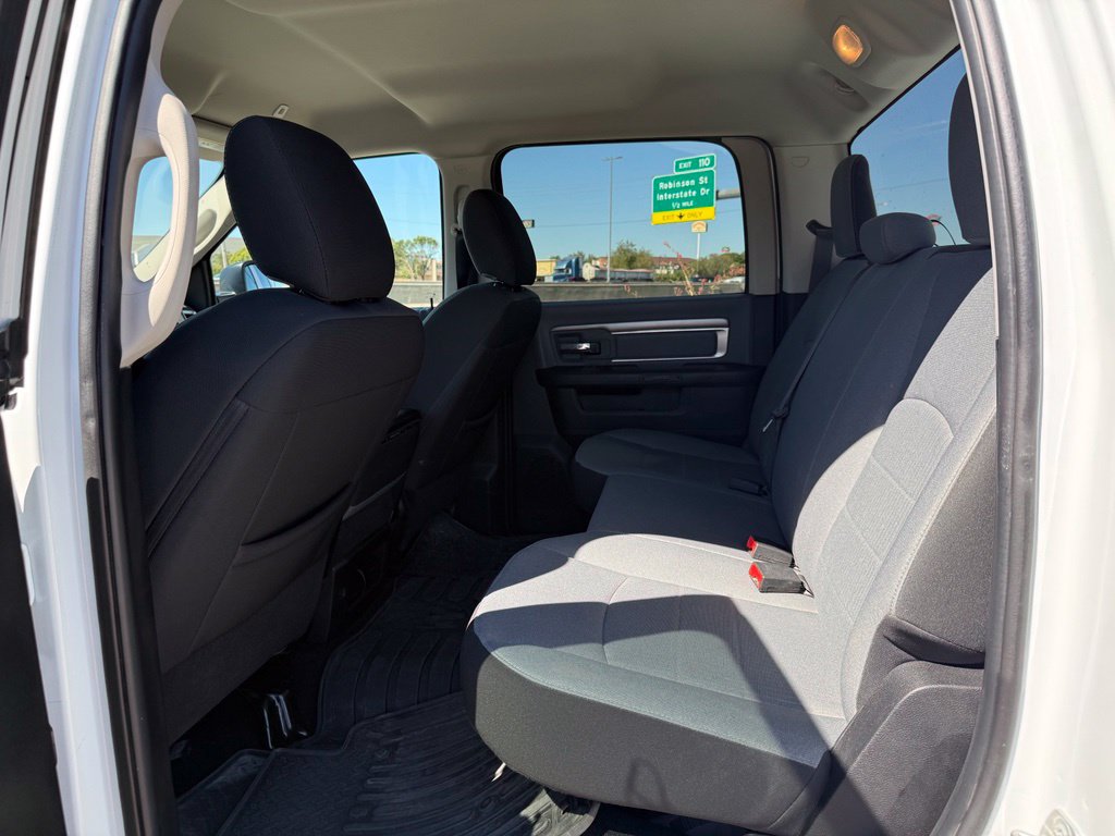 Used 2023 RAM 1500 Classic SLT w/ Electronics Group AWD/4WD image 17