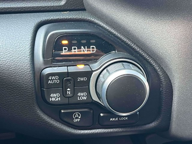 Used 2023 RAM 1500 Big Horn AWD/4WD image 13