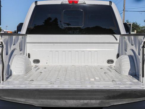 Used 2018 Ford F250 Lariat w/ Lariat Value Package AWD/4WD image 38