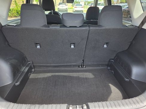 Used 2025 Kia Soul LX w/ LX Technology Package FWD image 26