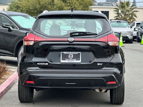 Used 2023 Nissan Kicks SV image 7