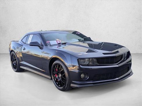 Used 2013 Chevrolet Camaro SS w/ Dusk Special Edition image 3