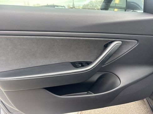 Used 2019 Tesla Model 3 Long Range image 20