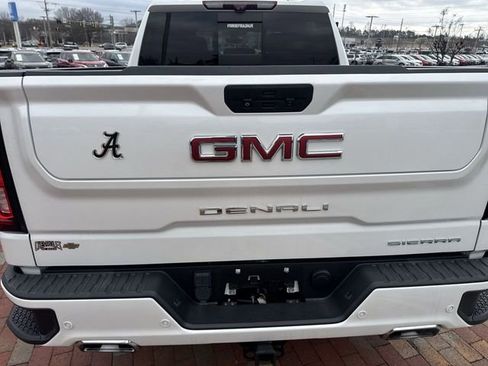 Used 2021 GMC Sierra 1500 Denali w/ Denali Ultimate Package image 9