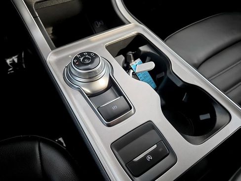 Used 2023 Ford Edge SEL image 28