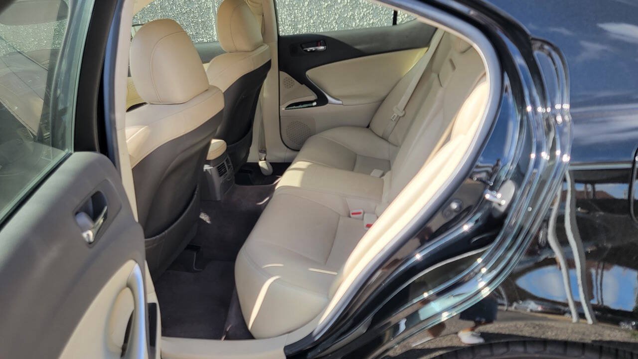 Used 2010 Lexus IS 250 w/ Preferred Accessory Package RWD image 20