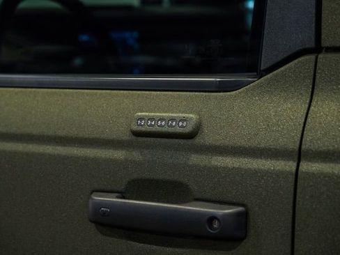 Used 2022 Ford Bronco Wildtrak image 46